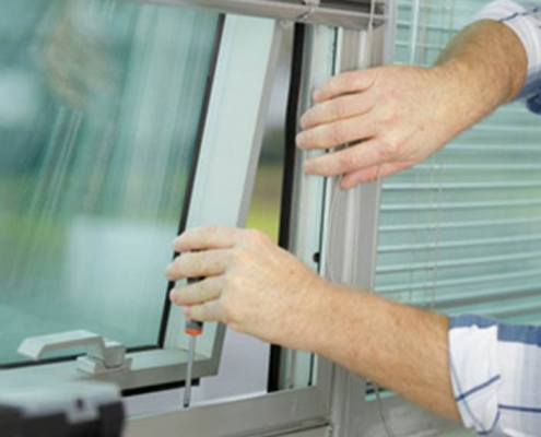 fensterreparatur_fotolia_258898664